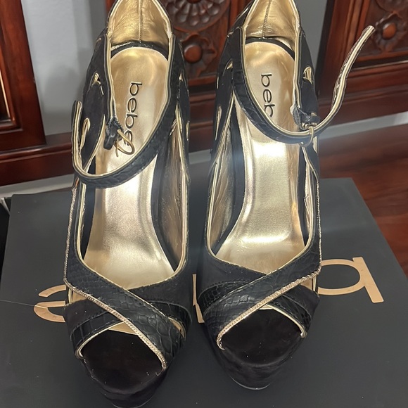 Bebe Platform heels - Picture 4 of 5